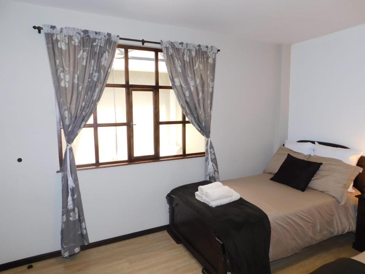 Hotel En El Centro Historico Cuenca Zewnętrze zdjęcie